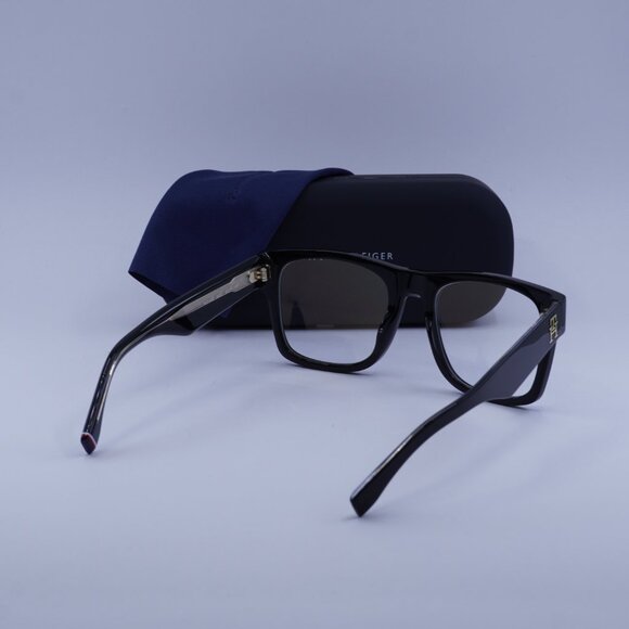 Tommy Hilfiger TH 2118/S 0807 K1 Square Sunglasses – Black/Gold Mirror main image 4